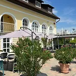 Szivarvany Vendeghaz